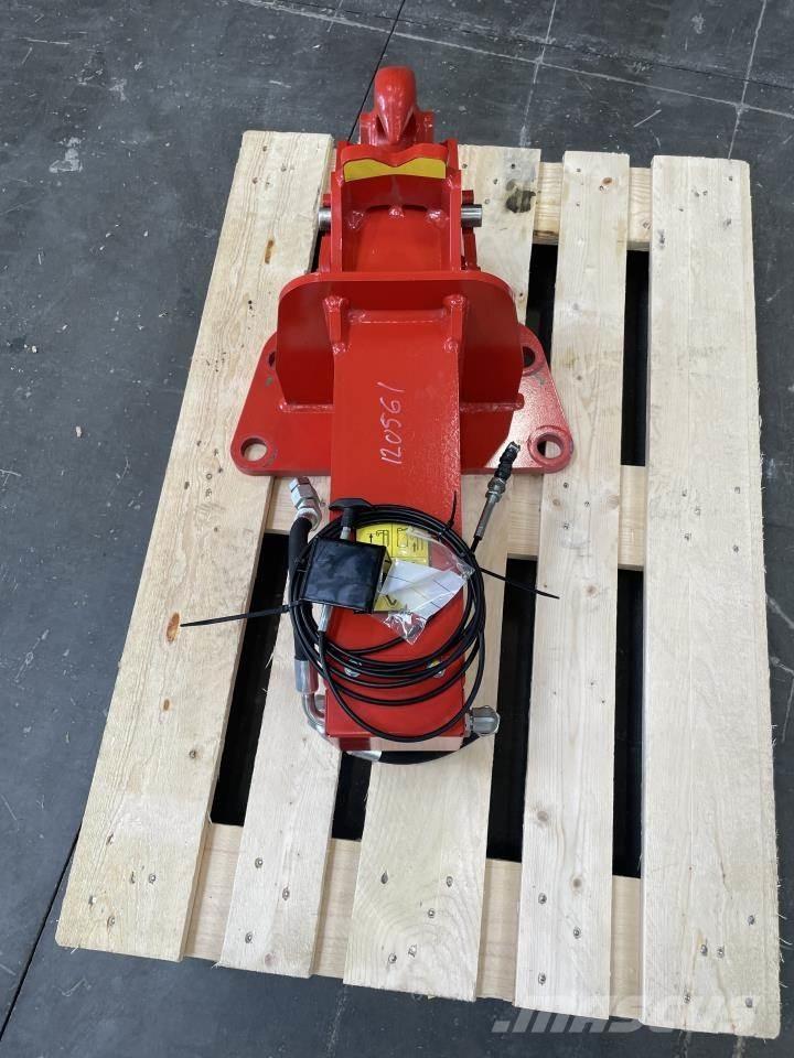 Manitou Diverse Buckets