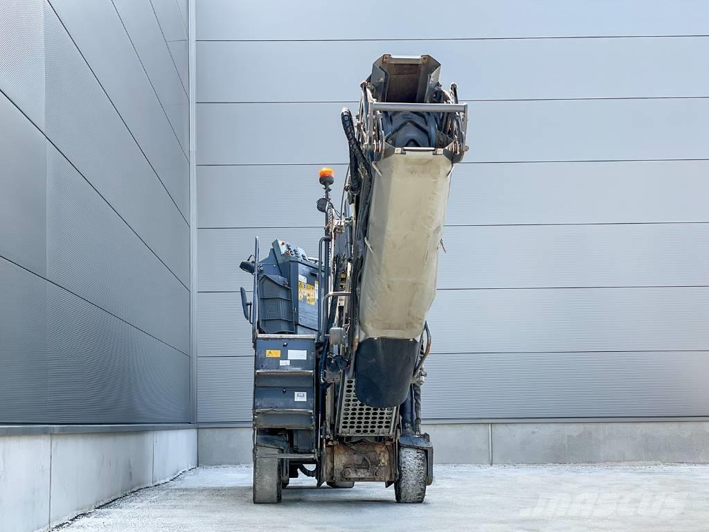 Wirtgen W 50 RI Asphalt cold milling machines