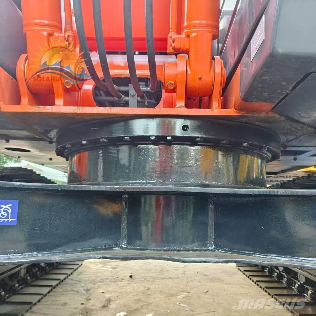 Hitachi ZX 120 Crawler excavators