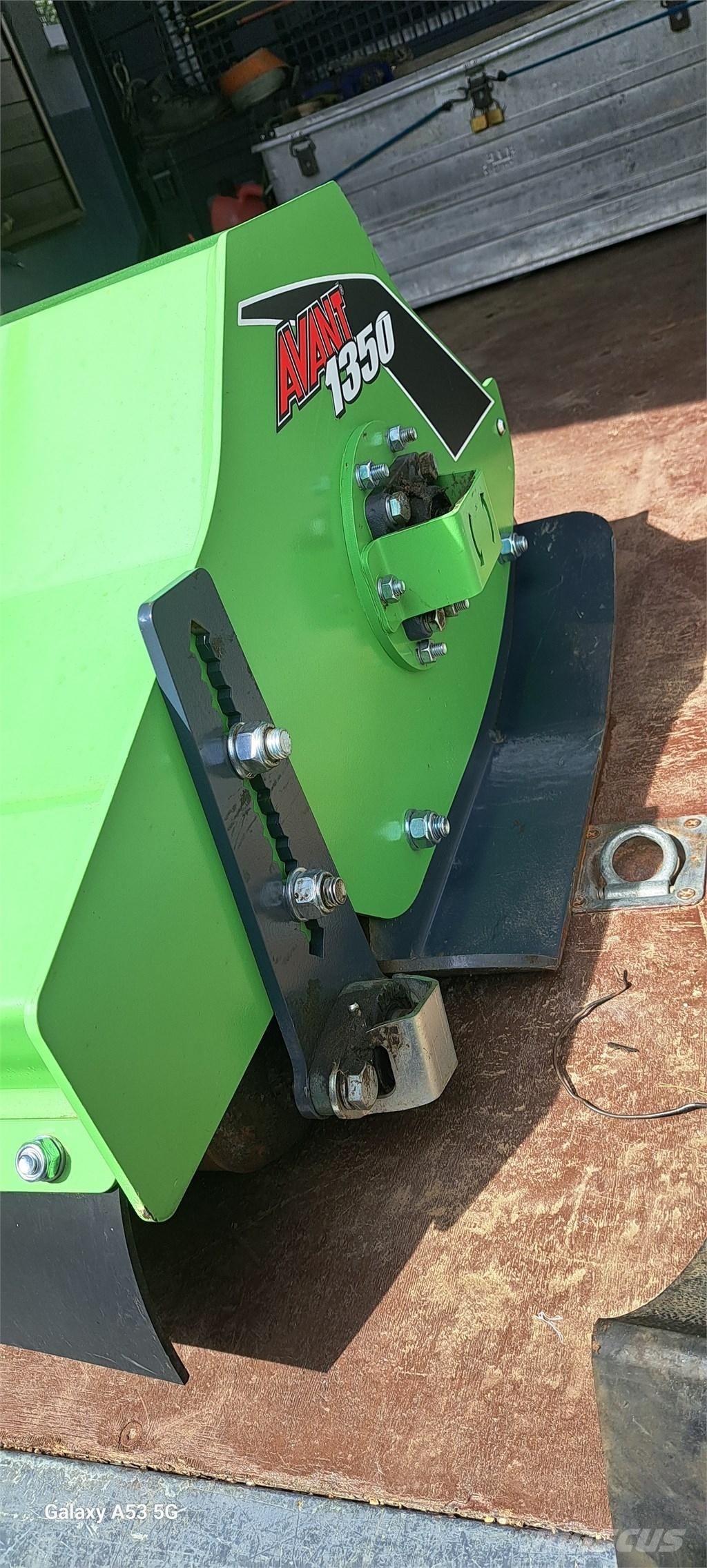 Avant 1350 Mower Other components