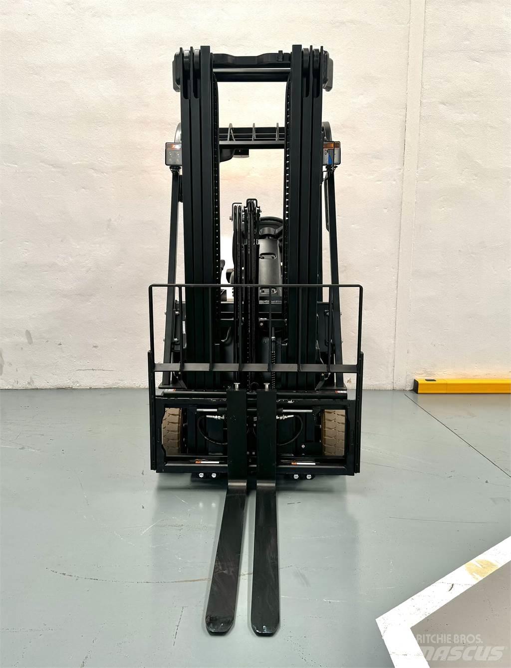  CPD18TVL Electric forklift trucks