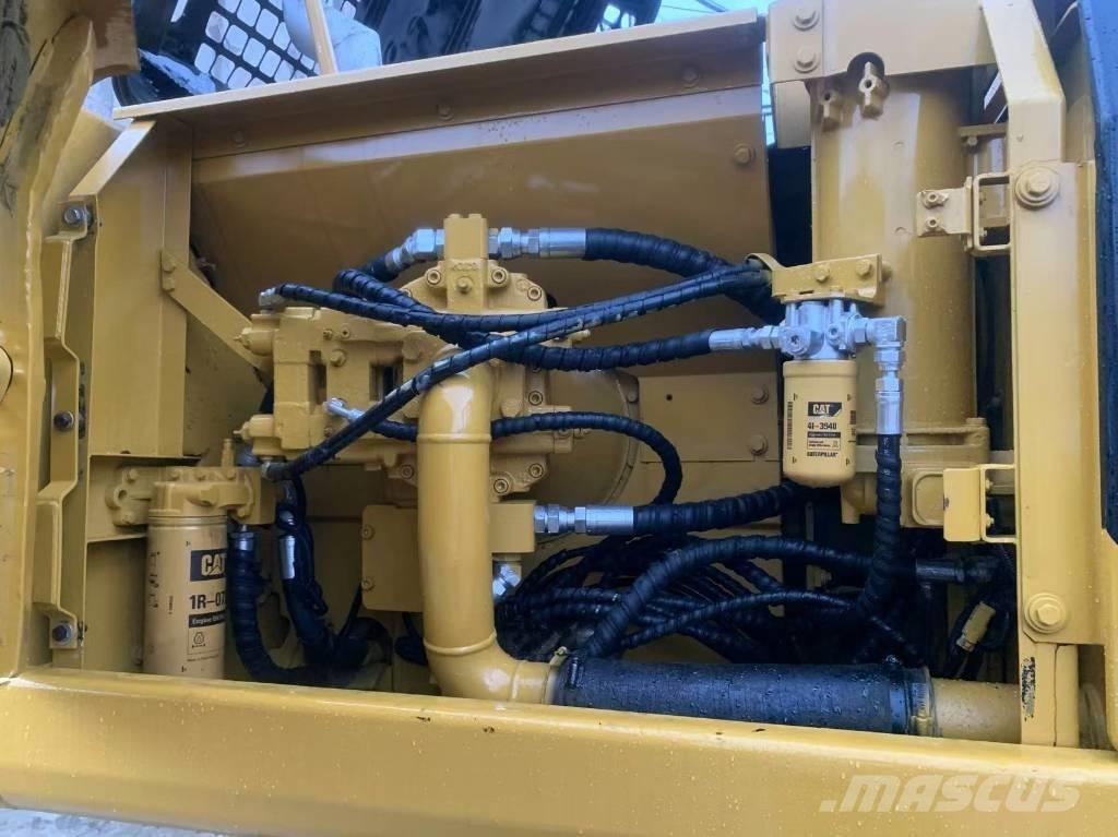 CAT 325 B L Crawler excavators
