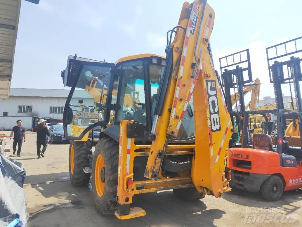 JCB 4CX Backhoe loaders
