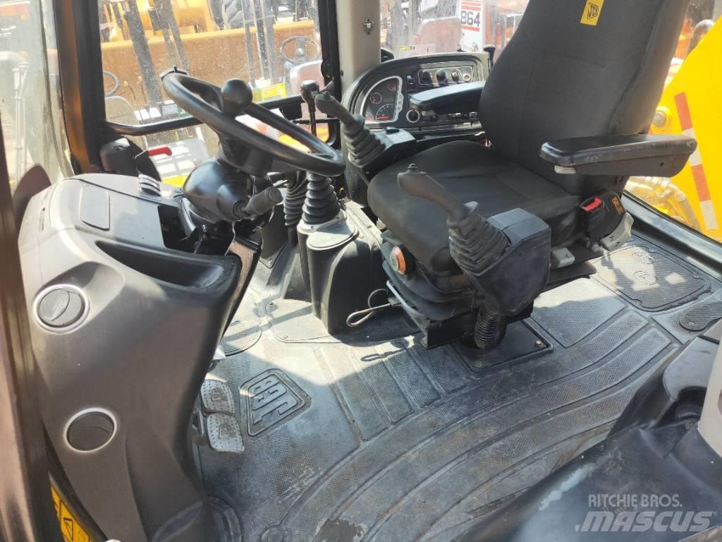 JCB 4CX Backhoe loaders