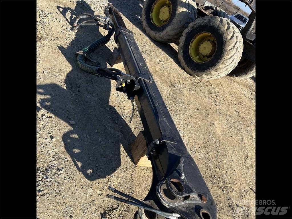 John Deere CH7 Harvester cranes