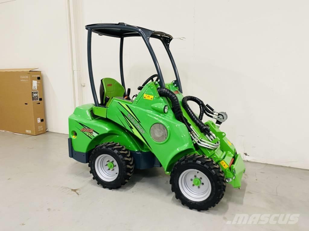 Avant 420 Mini loaders