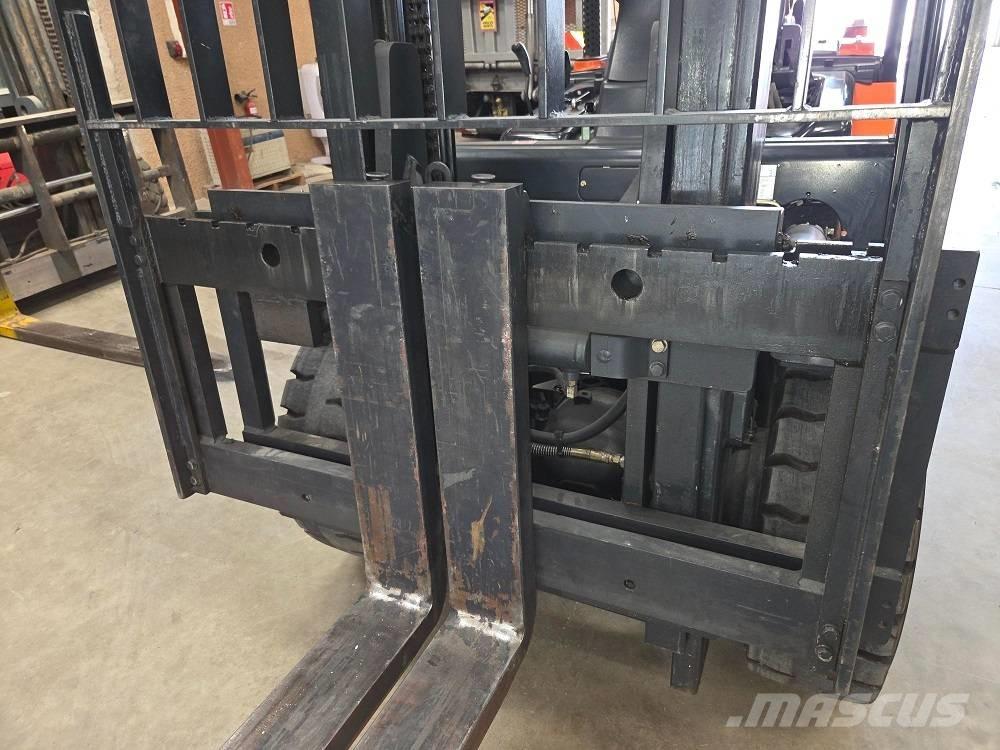 Doosan G 55 C-5 LPG trucks