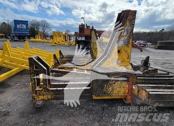 CSI DL4400 Chainsaws and clearing saws