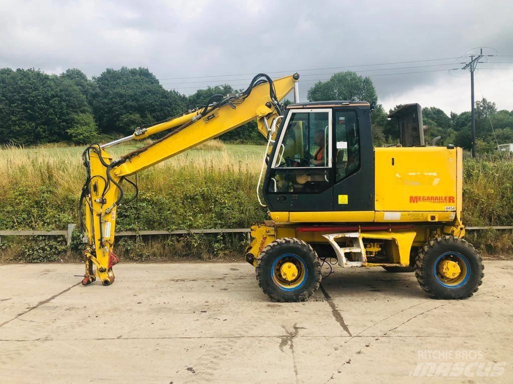 CASE WX 170 Wheeled excavators