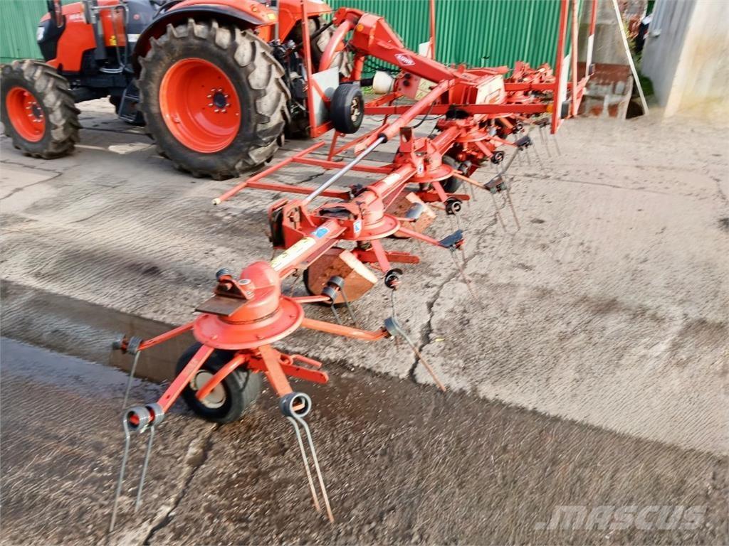 Kuhn GF8501 MH Rakes and tedders
