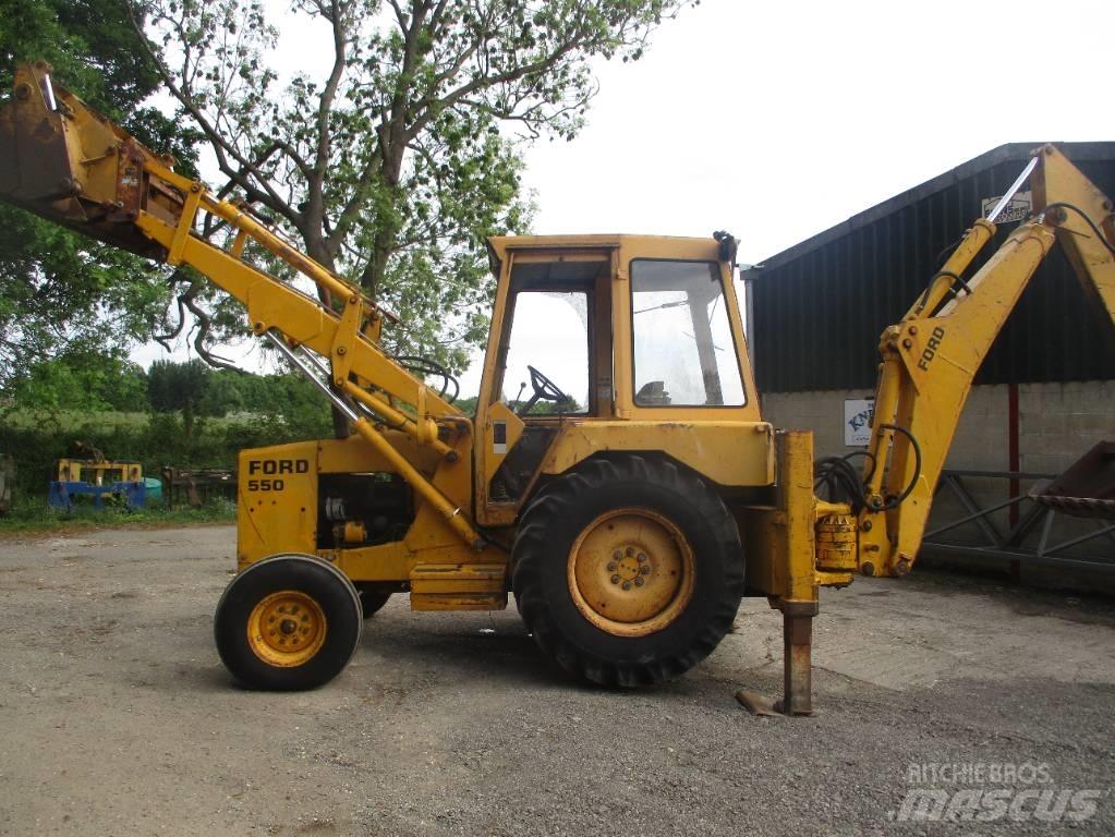 Ford 550 Backhoe loaders