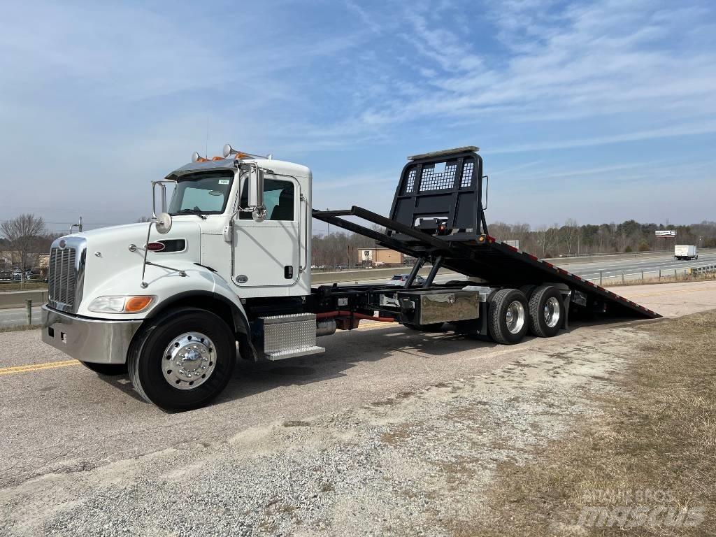 Peterbilt 348 Recovery vehicles