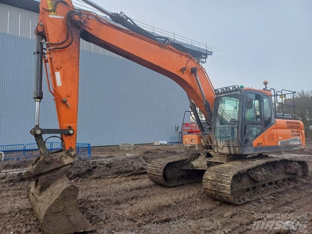 Doosan DX 225 LC-5 Crawler excavators