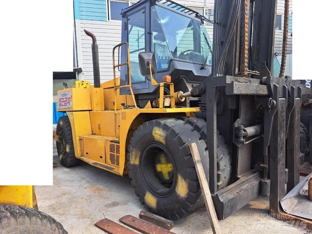 TCM FD200 Forklift trucks - others