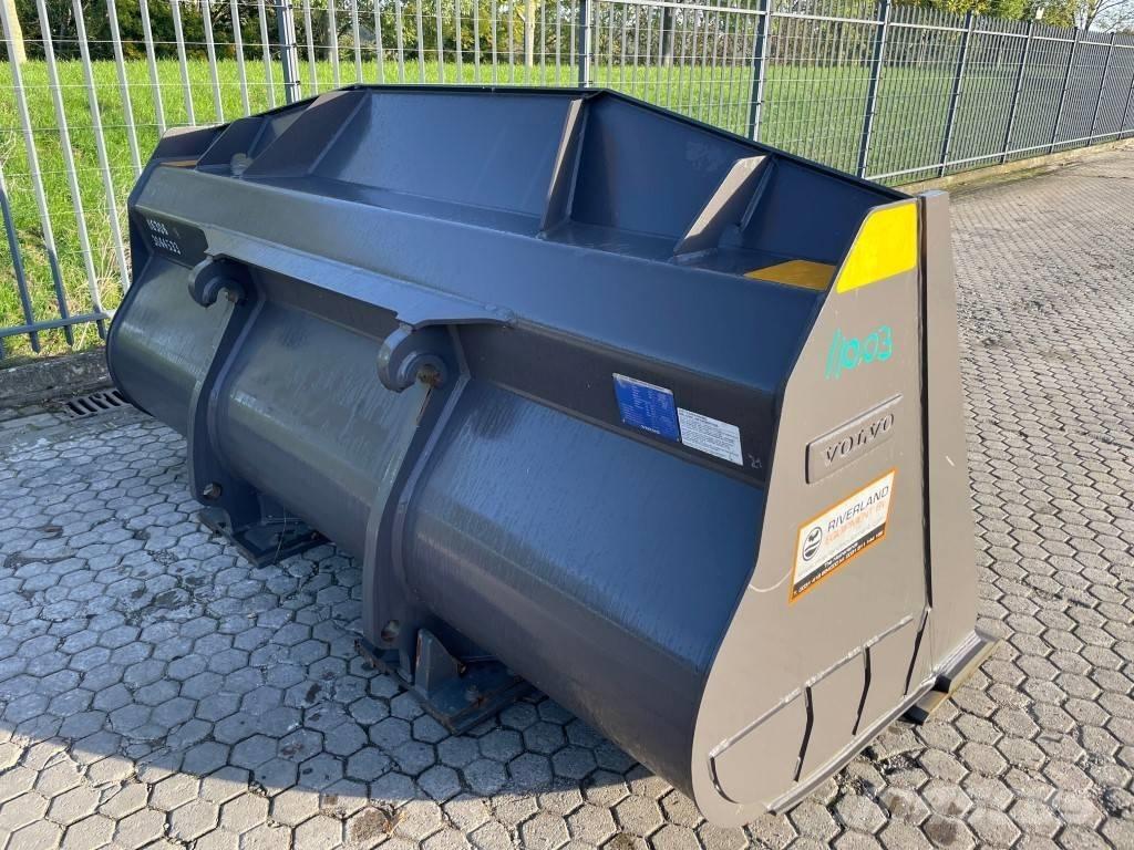 Volvo L 120 H Bucket Buckets