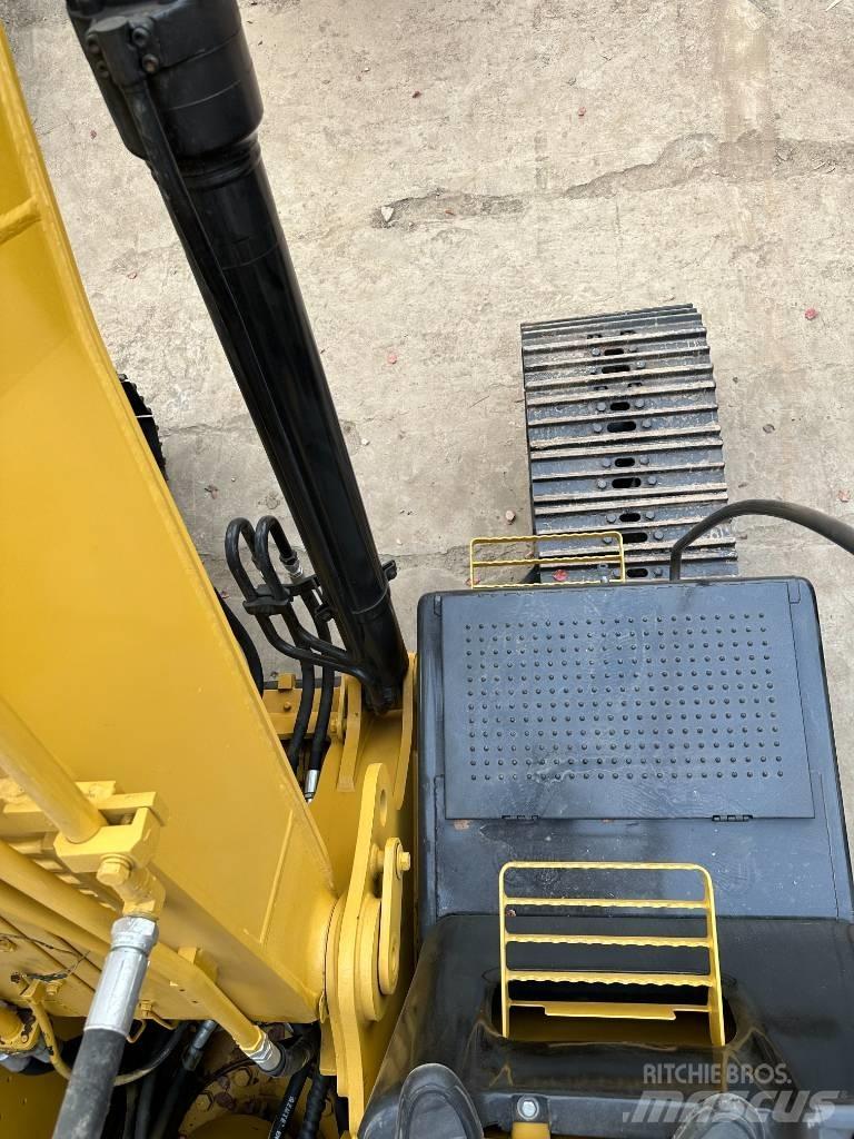 CAT 320 D Crawler excavators