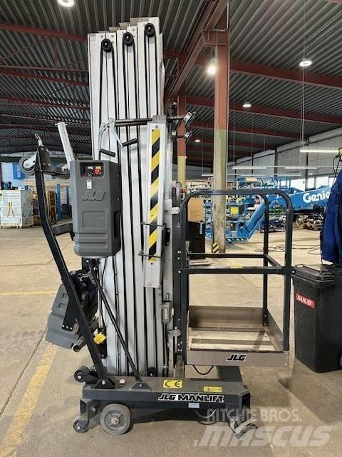 JLG 41 AM Vertical mast lifts