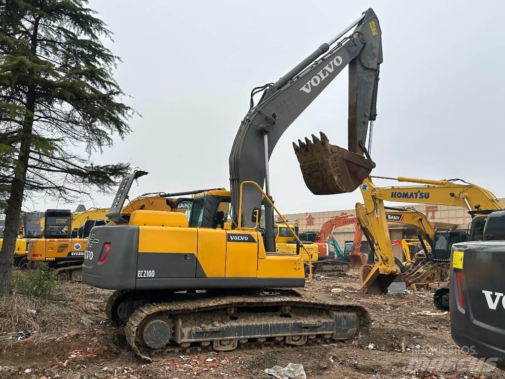 Volvo EC 210 Crawler excavators