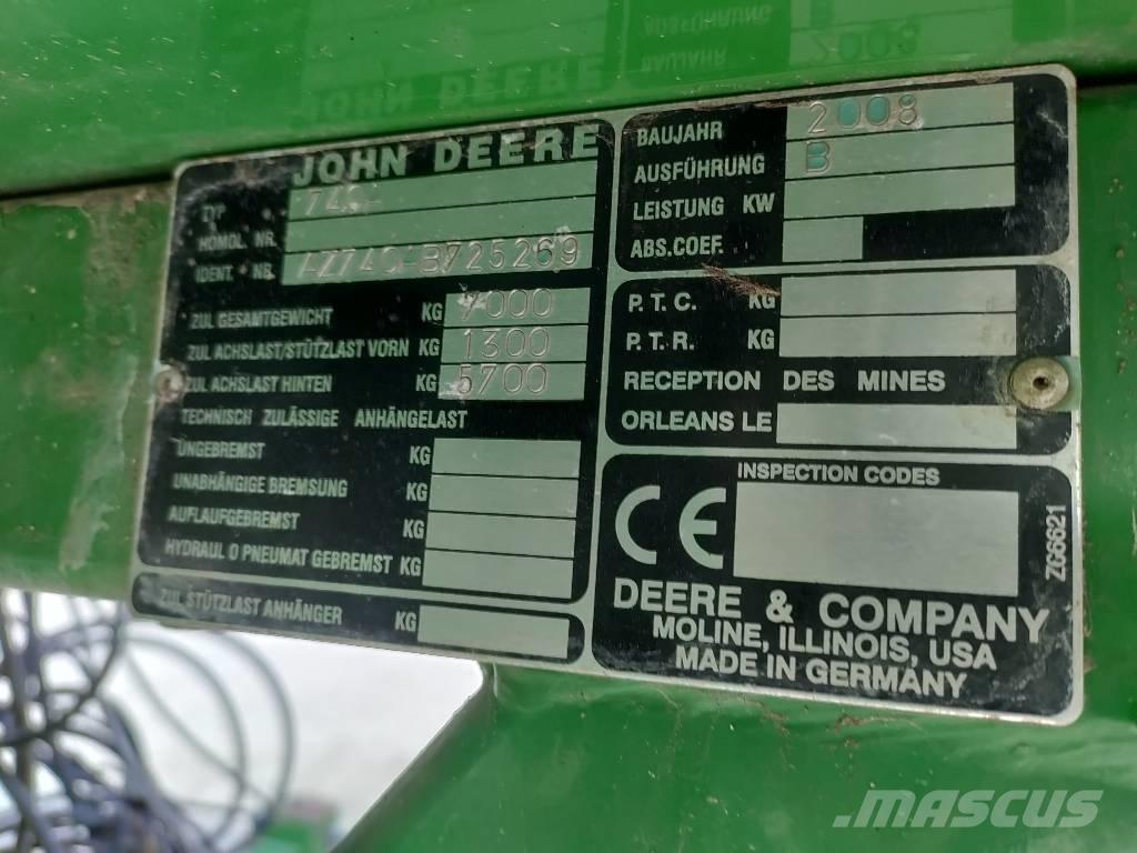 John Deere 740 A Drills