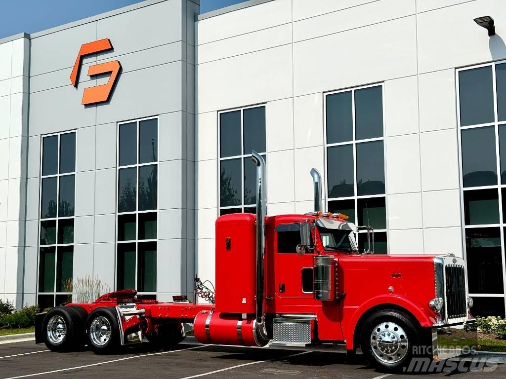 Peterbilt 389 Tractor Units