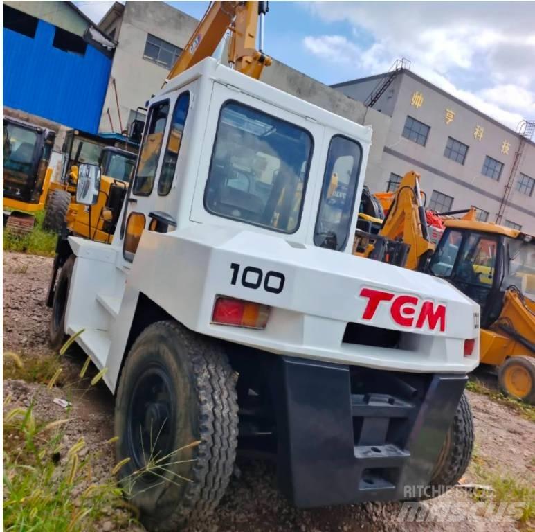 TCM FD 100 Diesel trucks