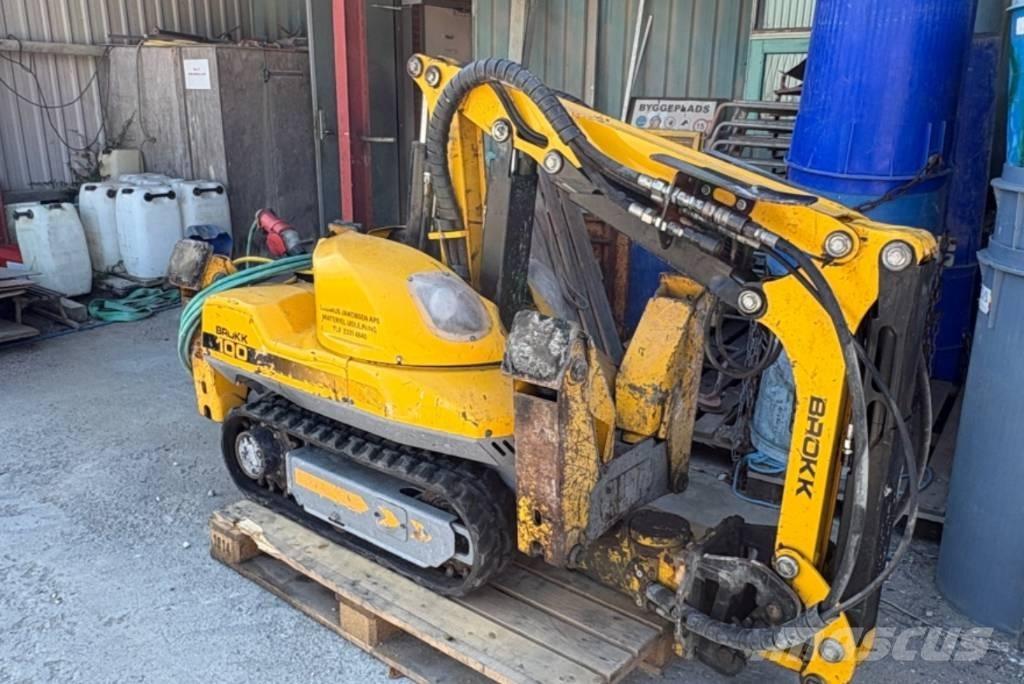 Brokk 100 Demolition excavators