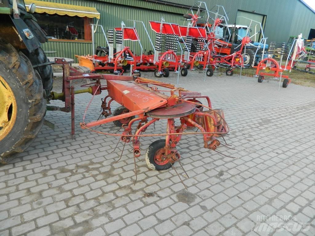 JF CR 320 Rakes and tedders