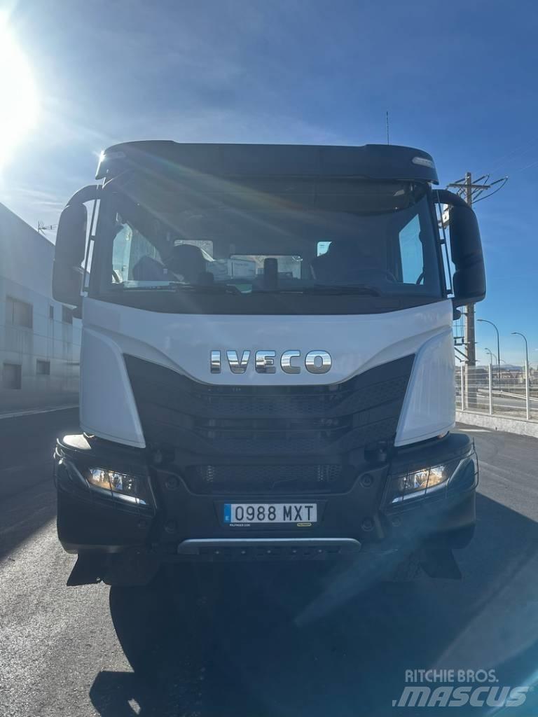 Iveco T-WAY 450 Crane trucks