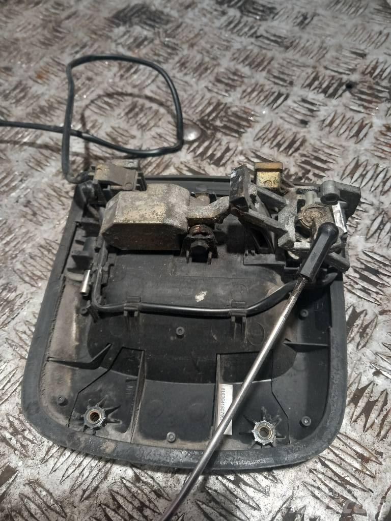 MAN TGA 81626416075 Cabins and interior