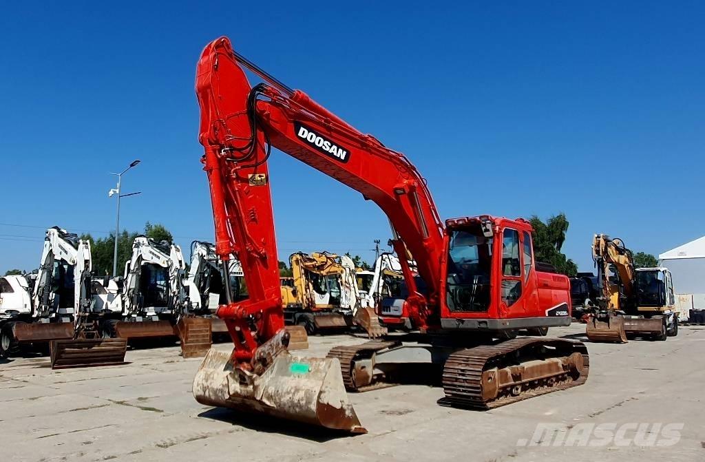 Doosan DX 235 LC Crawler excavators