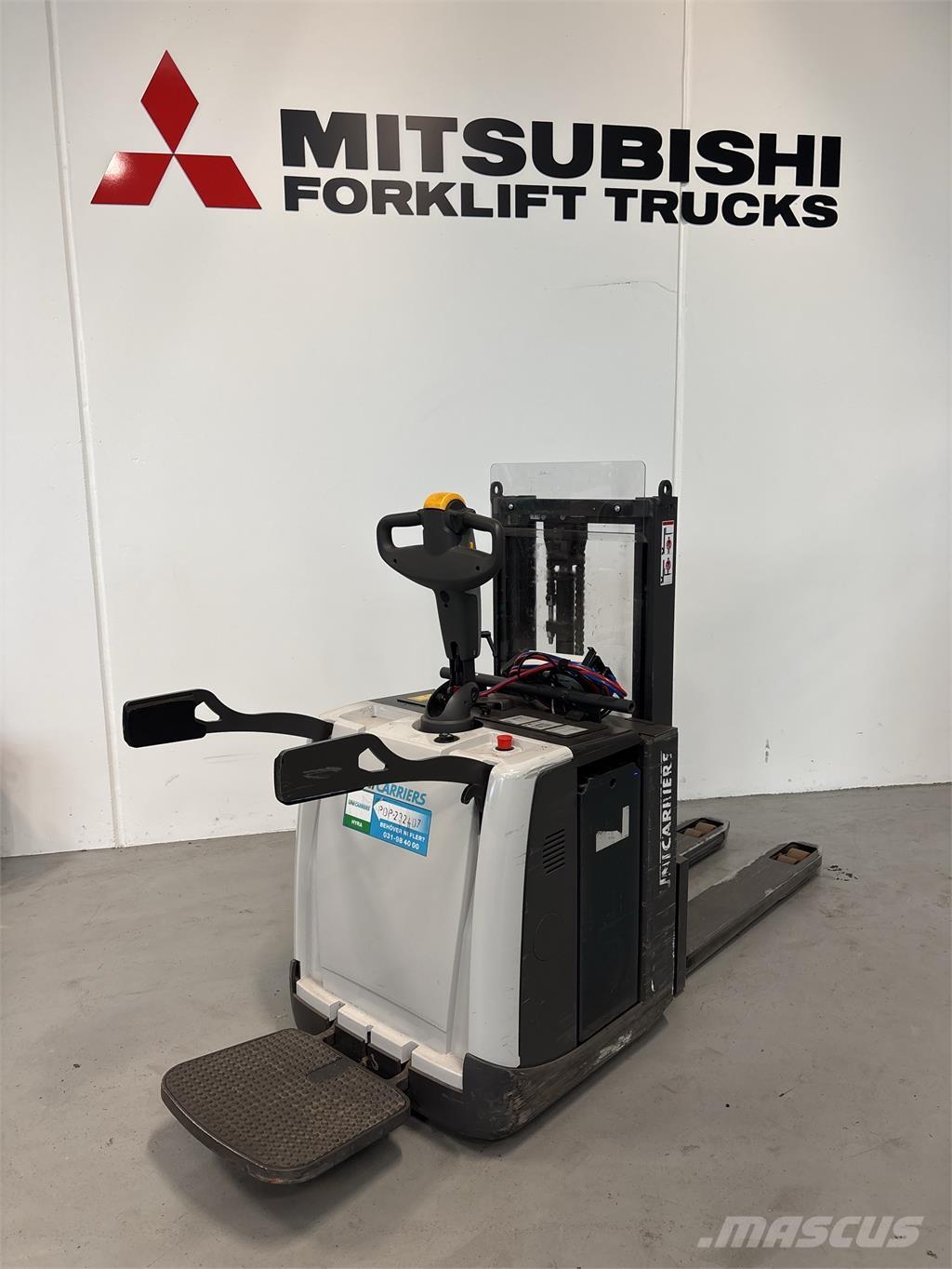 Atlet PDP200 Self propelled stackers