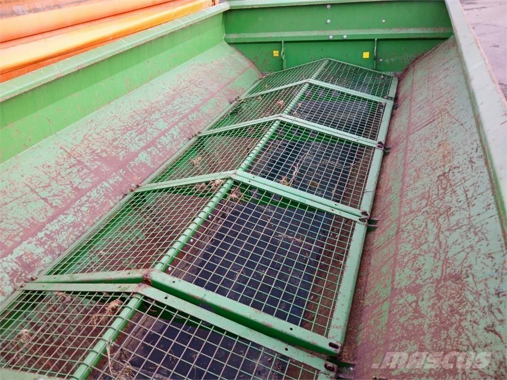 Amazone ZG-B 5500 Mineral spreaders