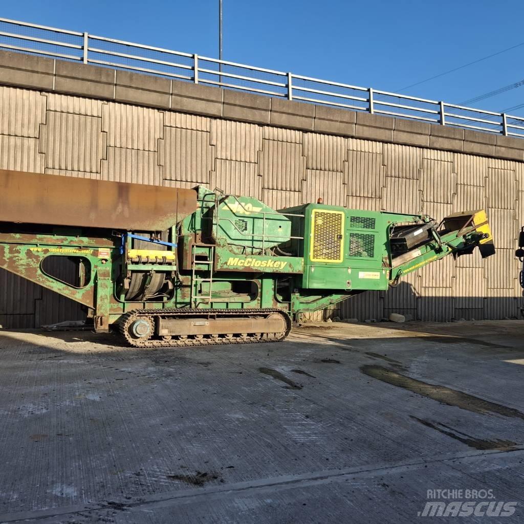 McCloskey J40 Mobile crushers