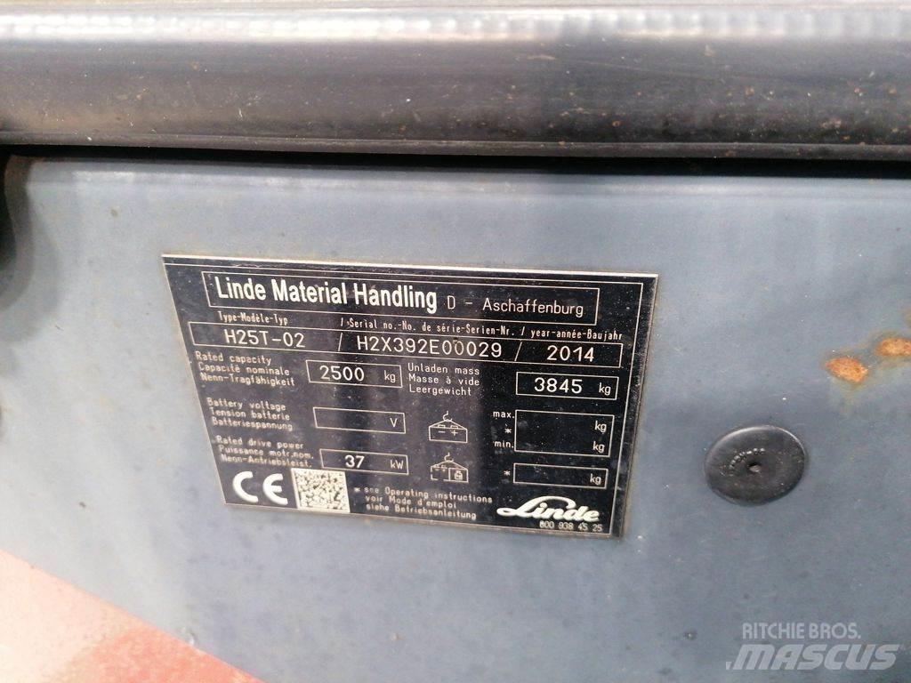 Linde H25T-02 LPG trucks