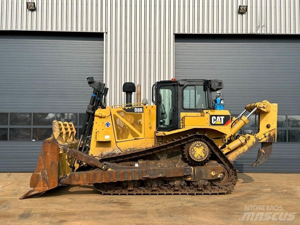 CAT D8R Crawler dozers