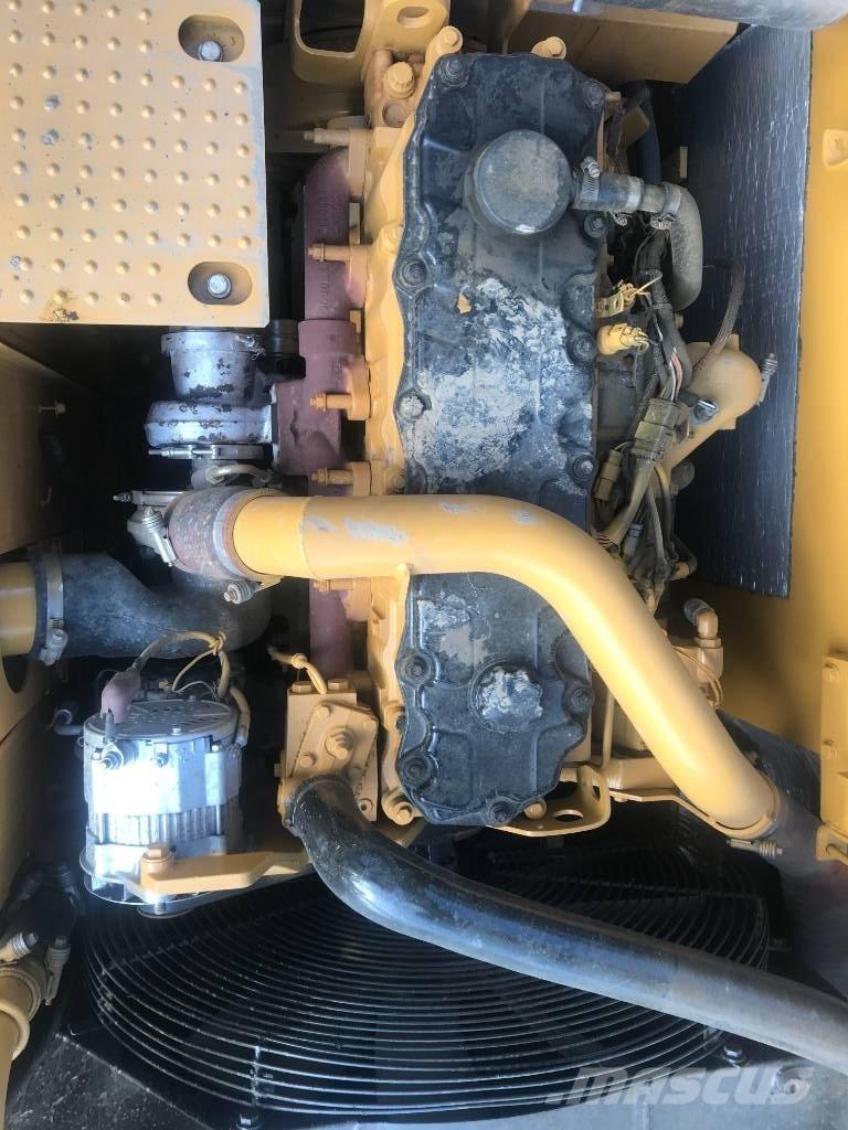 CAT 325 D L Crawler excavators