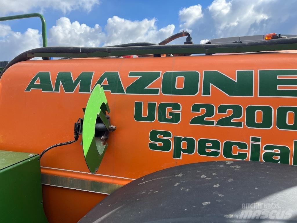 Amazone UG 2200 Trailed sprayers