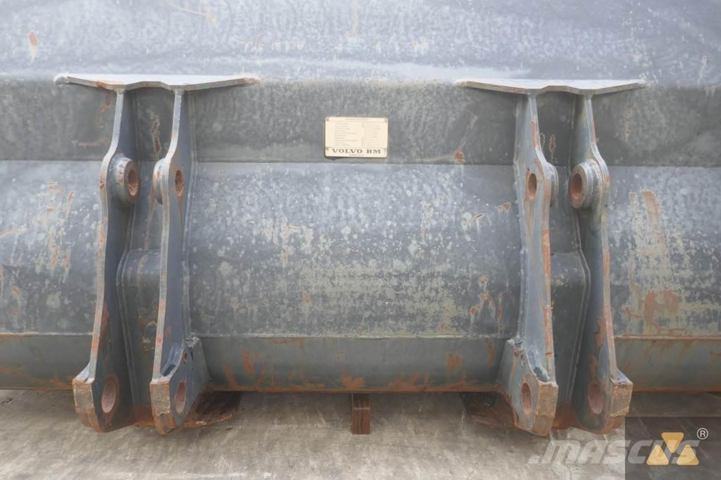Volvo L120B Bucket Buckets