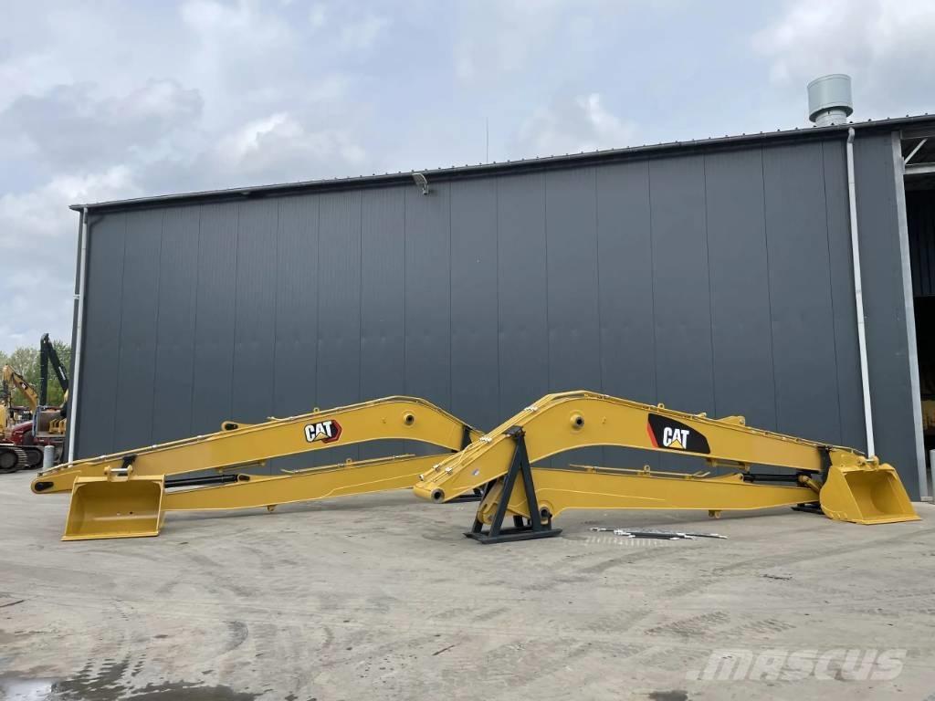 CAT 336D2 GC 18m Set Backhoes