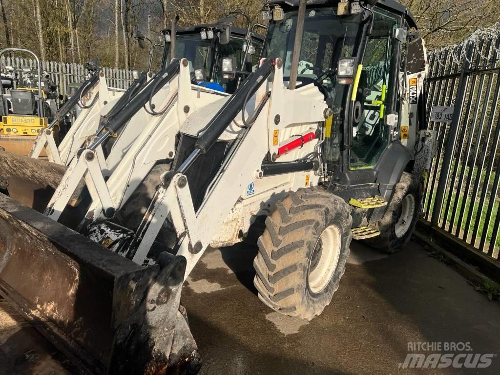 JCB 3 CX Backhoe loaders