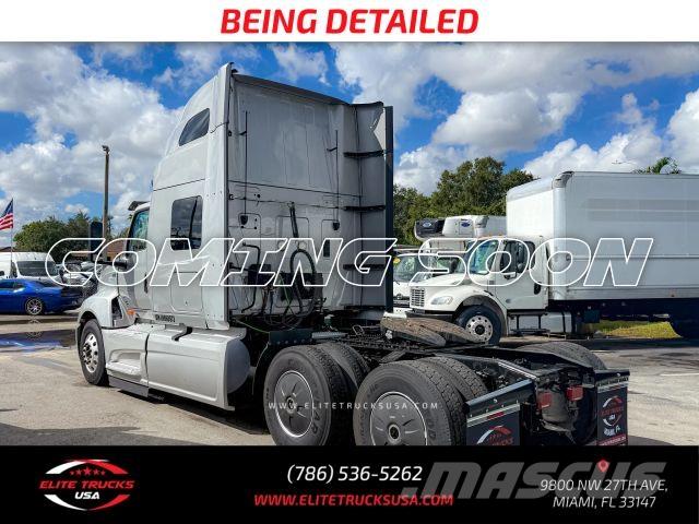 International LT Other trucks