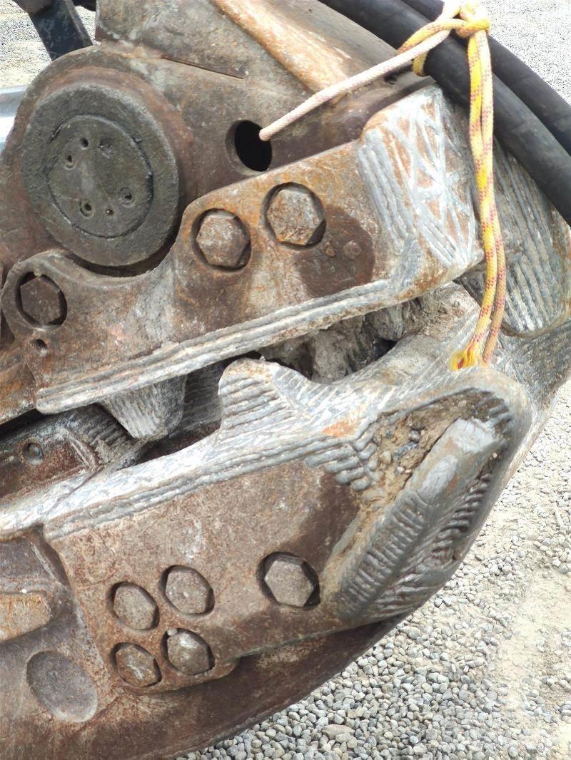  EMB VP2000 Pulveriser (Demolition Crusher ) 