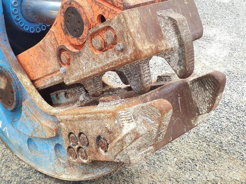  EMB VP2500R Pulveriser (Demolition Crusher ) 
