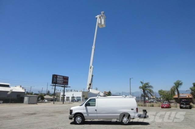 Ford E350 Recovery vehicles