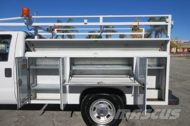 Ford F250 Recovery vehicles