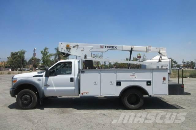 Ford F450 Recovery vehicles