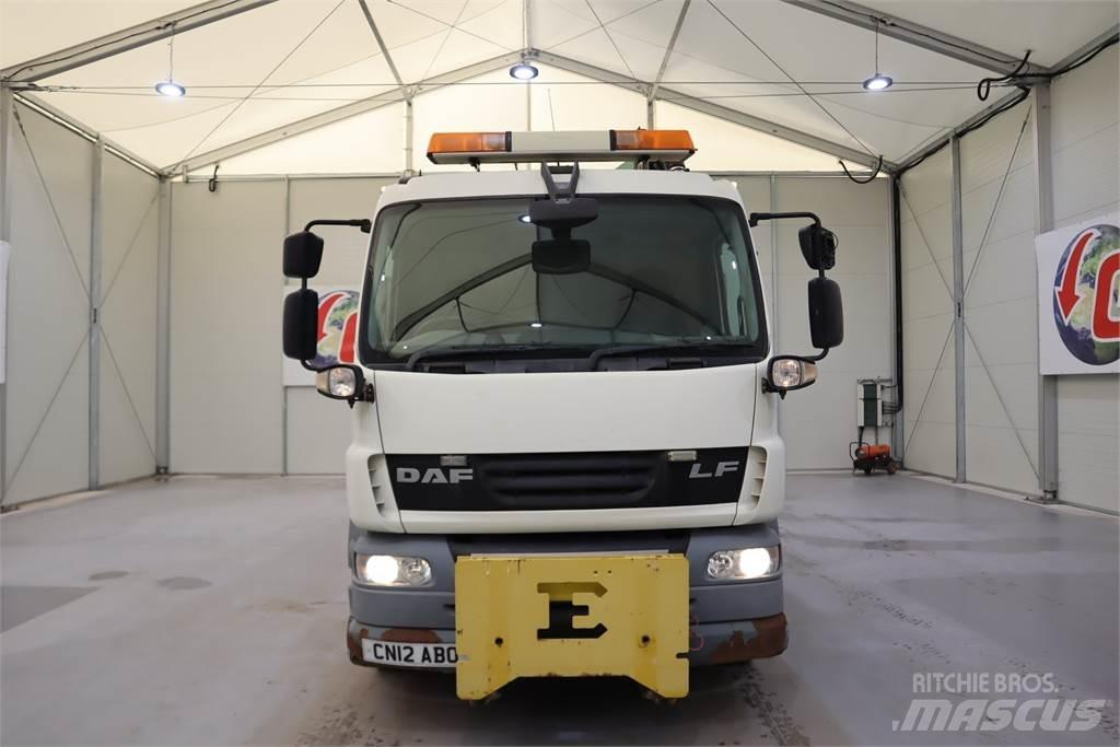 DAF LF 55.250 GULLY SUCKER Construction - Others