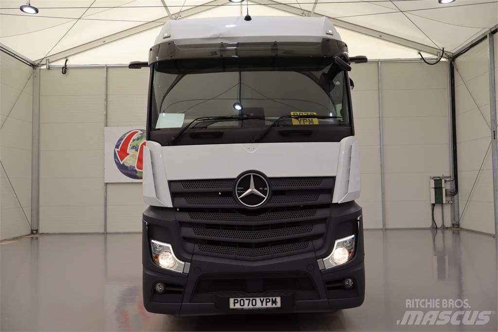 Mercedes-Benz Actros 2545 Tractor Units