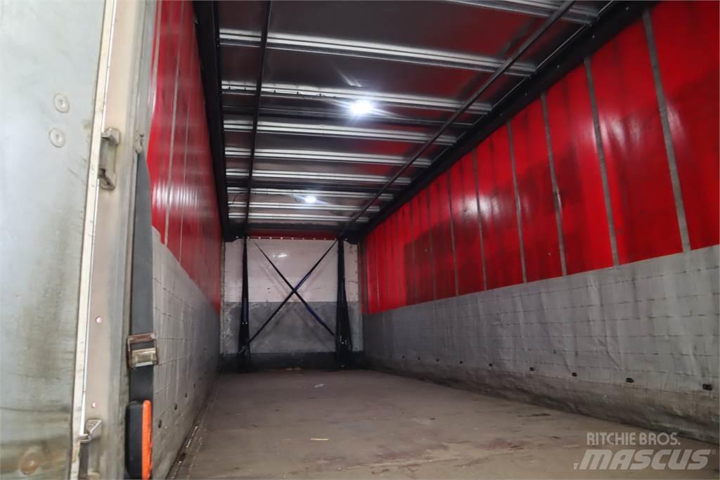 Mercedes-Benz ANTOS 1824 Curtainsider trucks
