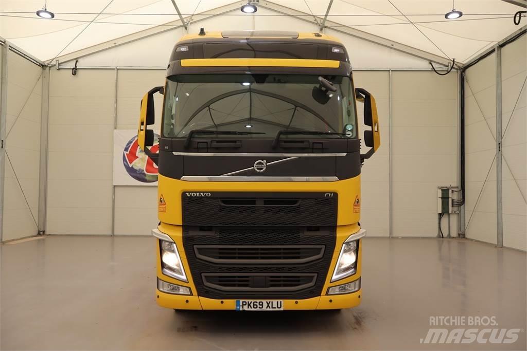 Volvo FH460 Tractor Units